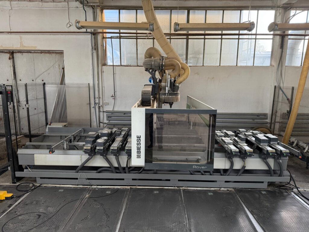 BIESSE Rover A 1643 – 5-Achs-CNC-Bearbeitungszentrum